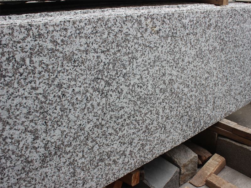 G439 White Granite (2)