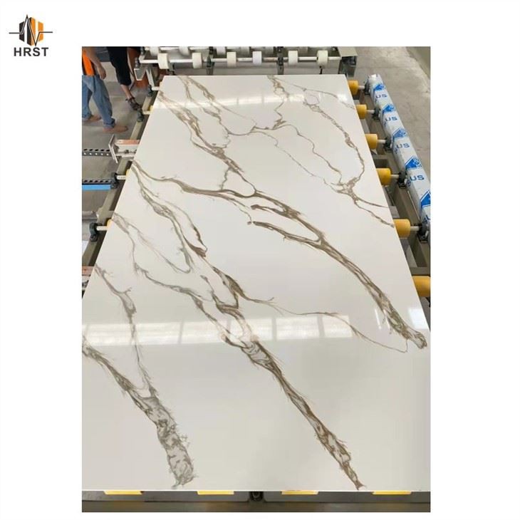 Calacatta Gold Quartz slab