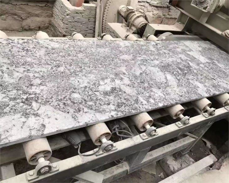 Natural Alaska White Granite Countertop Natural Alaska White Granite Countertop